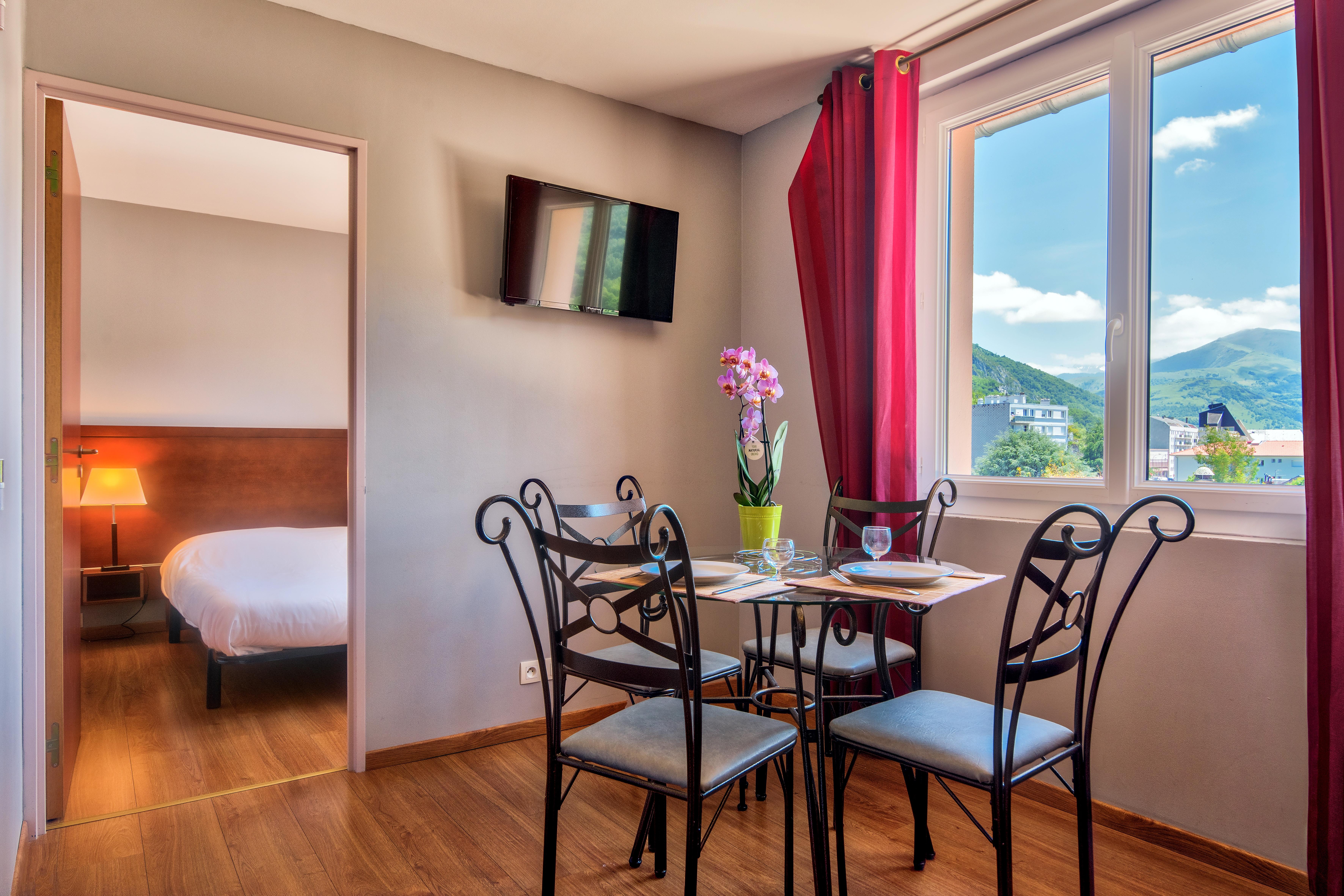 Residence Les Jardins De Lourdes Bagian luar foto