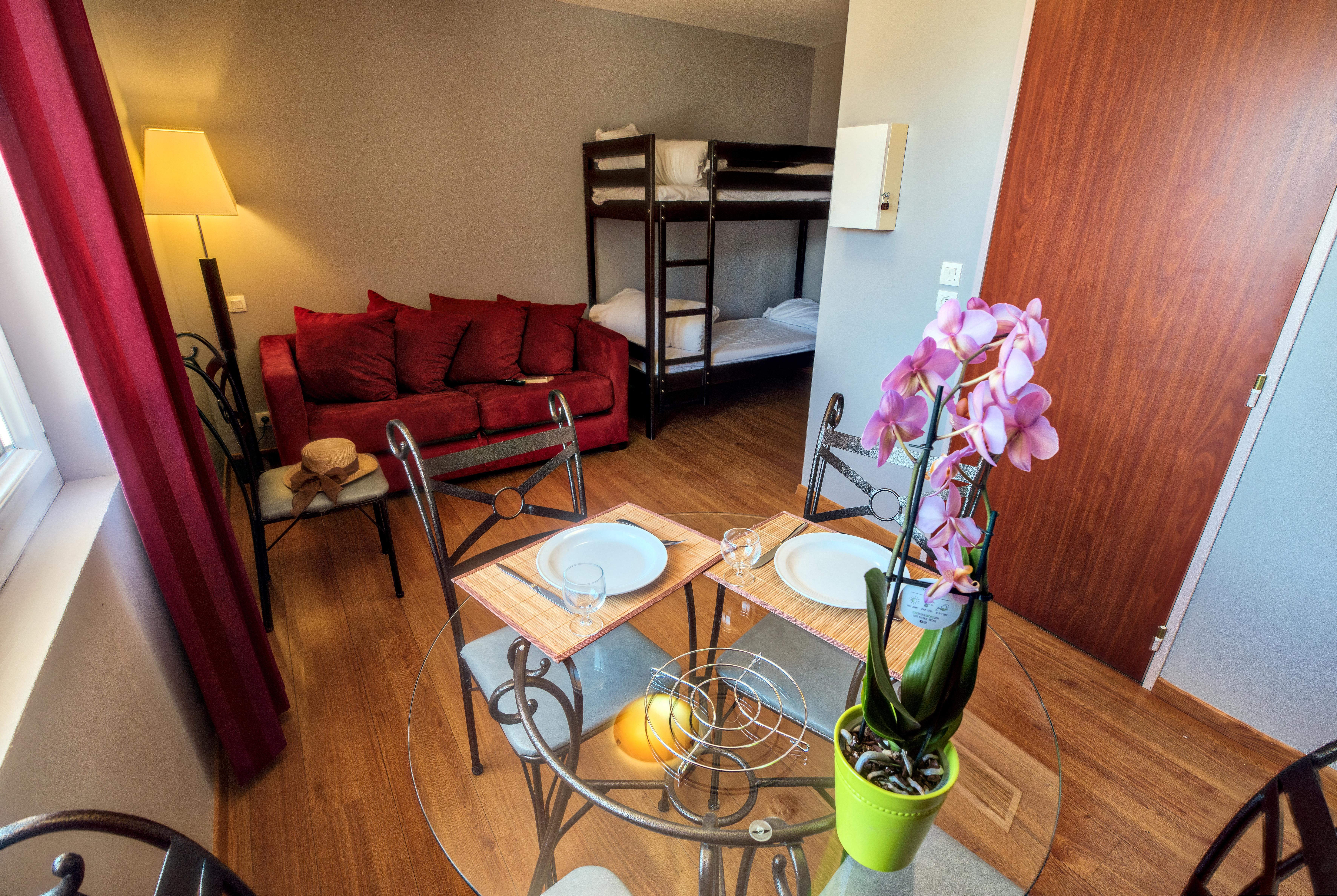 Residence Les Jardins De Lourdes Bagian luar foto