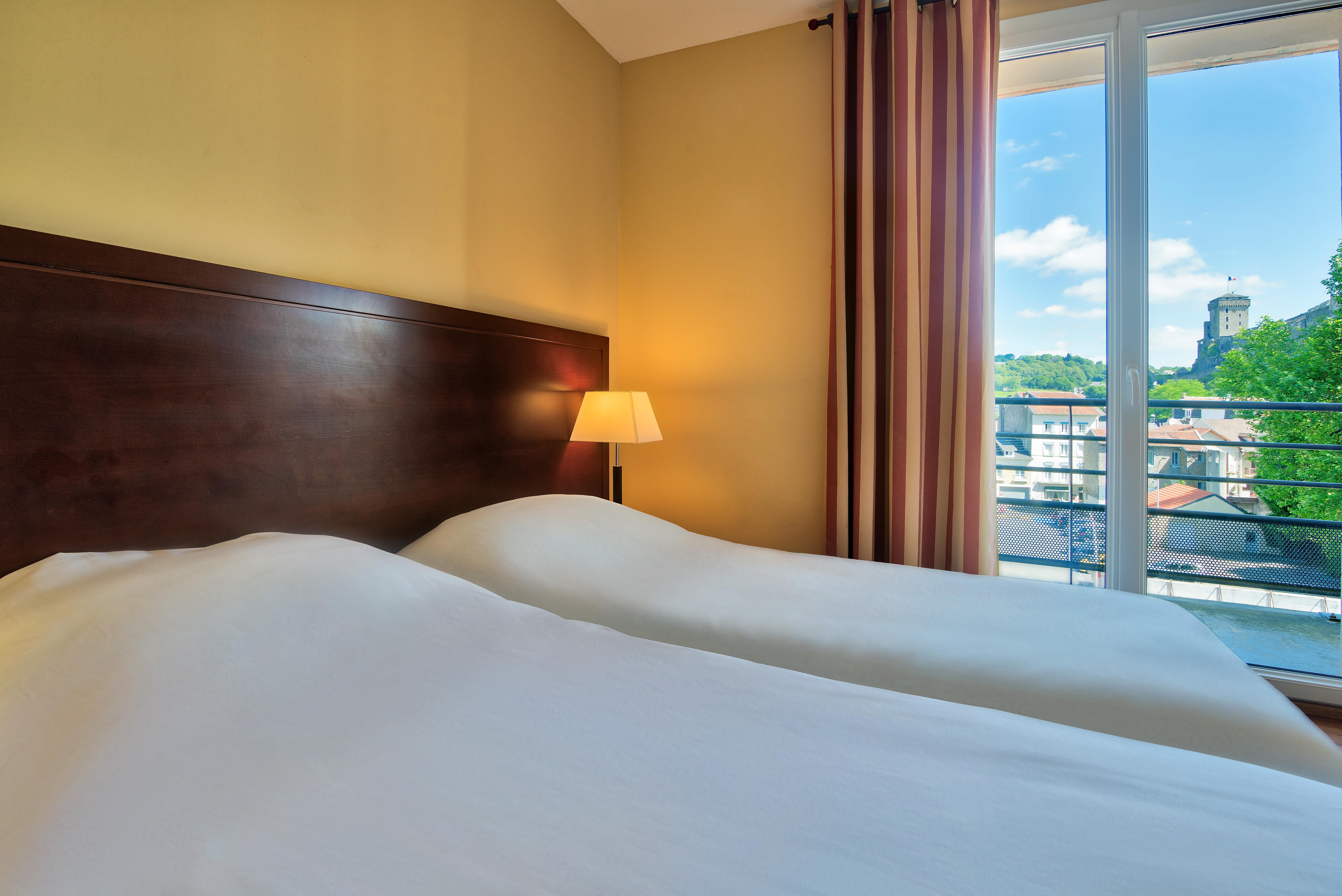 Residence Les Jardins De Lourdes Bagian luar foto