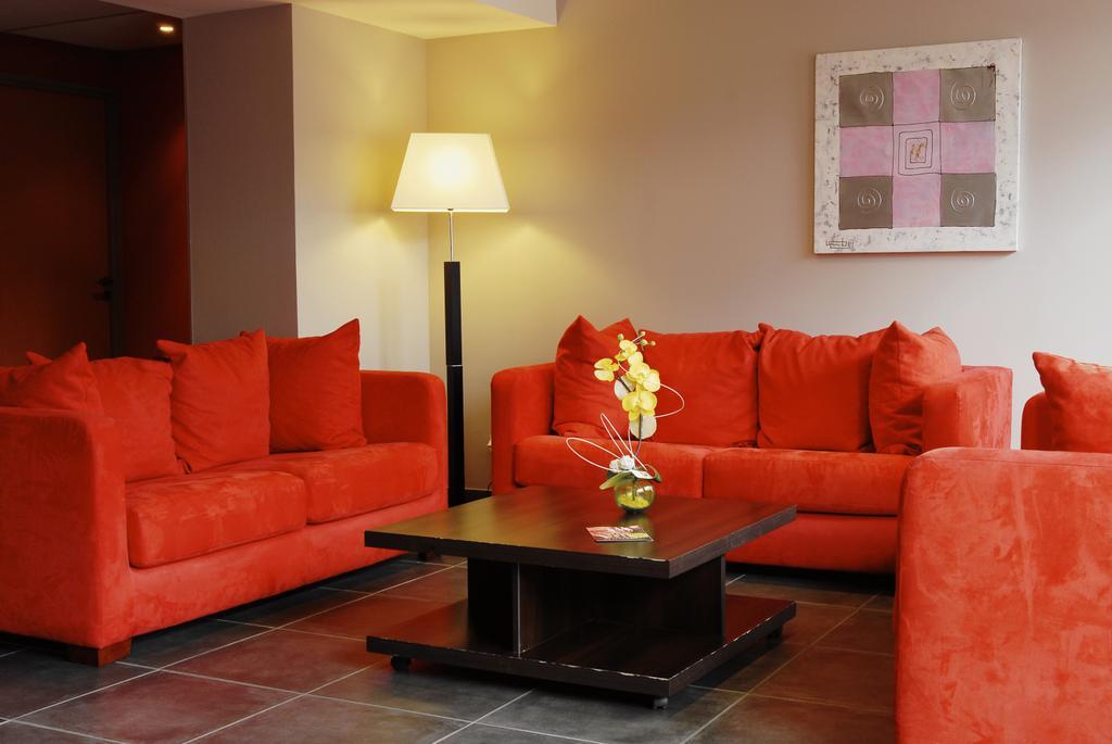 Residence Les Jardins De Lourdes Bagian luar foto