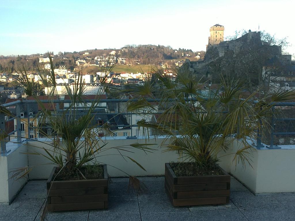 Residence Les Jardins De Lourdes Bagian luar foto