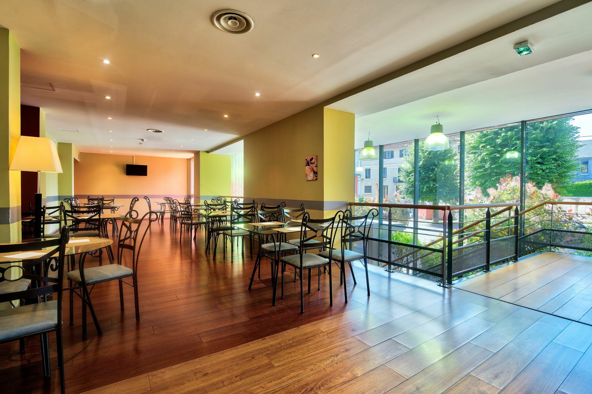 Residence Les Jardins De Lourdes Bagian luar foto