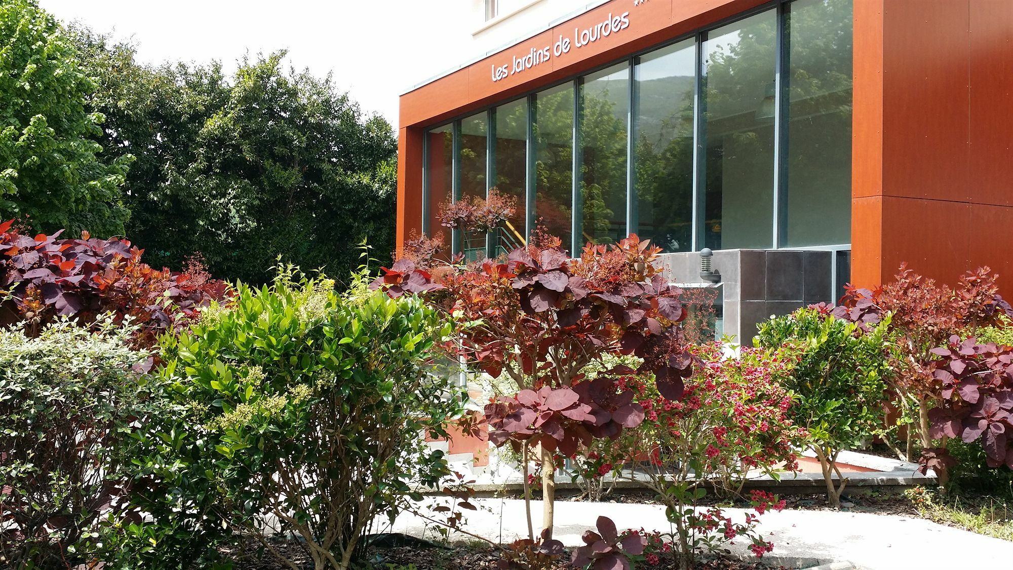 Residence Les Jardins De Lourdes Bagian luar foto